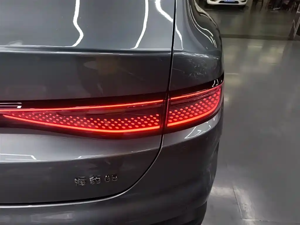 BYD Seal 05 DM-i 2026 — фото 8