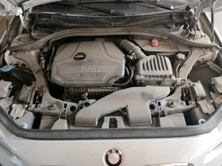 BMW 1 Series 2023 — фото 10