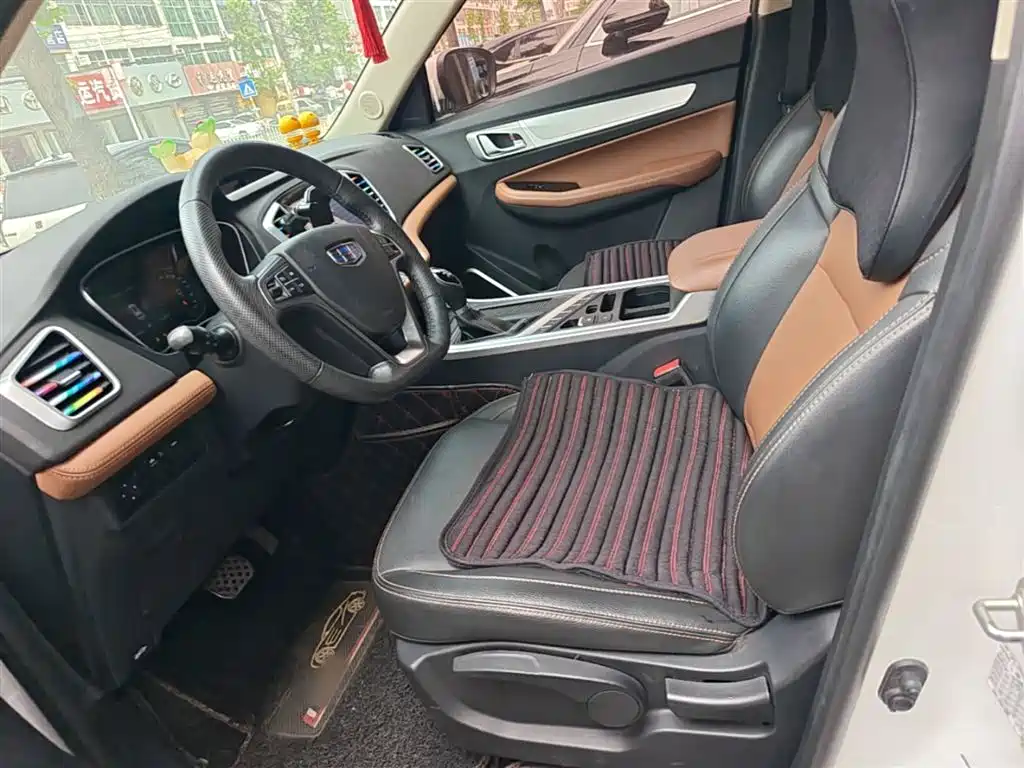Geely Vision X6 2019 — фото 15