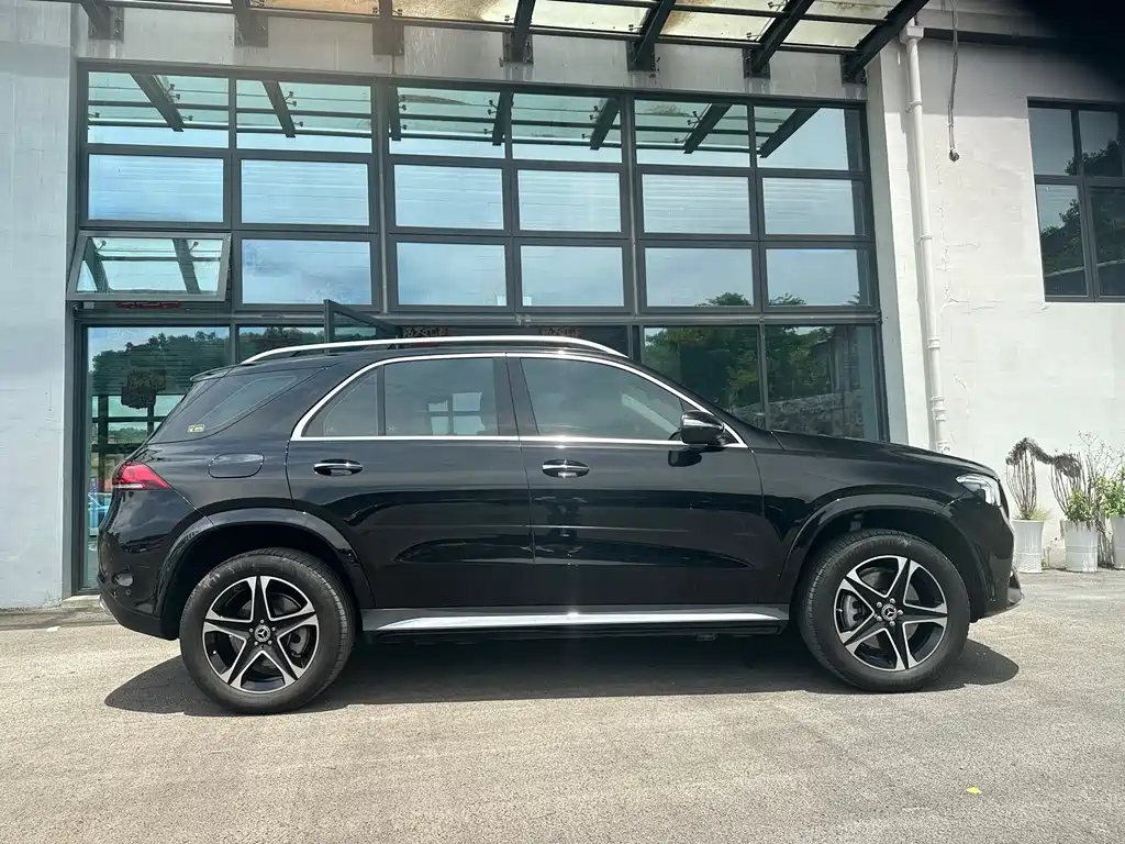 Mercedes-Benz GLE New Energy 2023 — фото 11