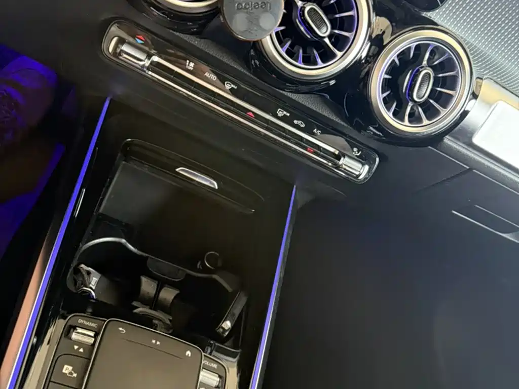 Mercedes-Benz GLB 2022 — фото 24