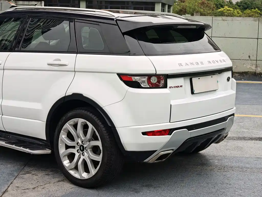Land Rover Evoque 2014 — фото 13