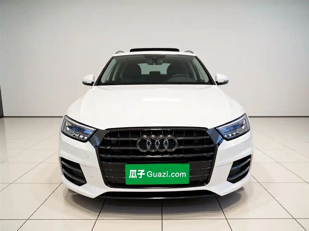 Audi Q3 2018 — фото 2