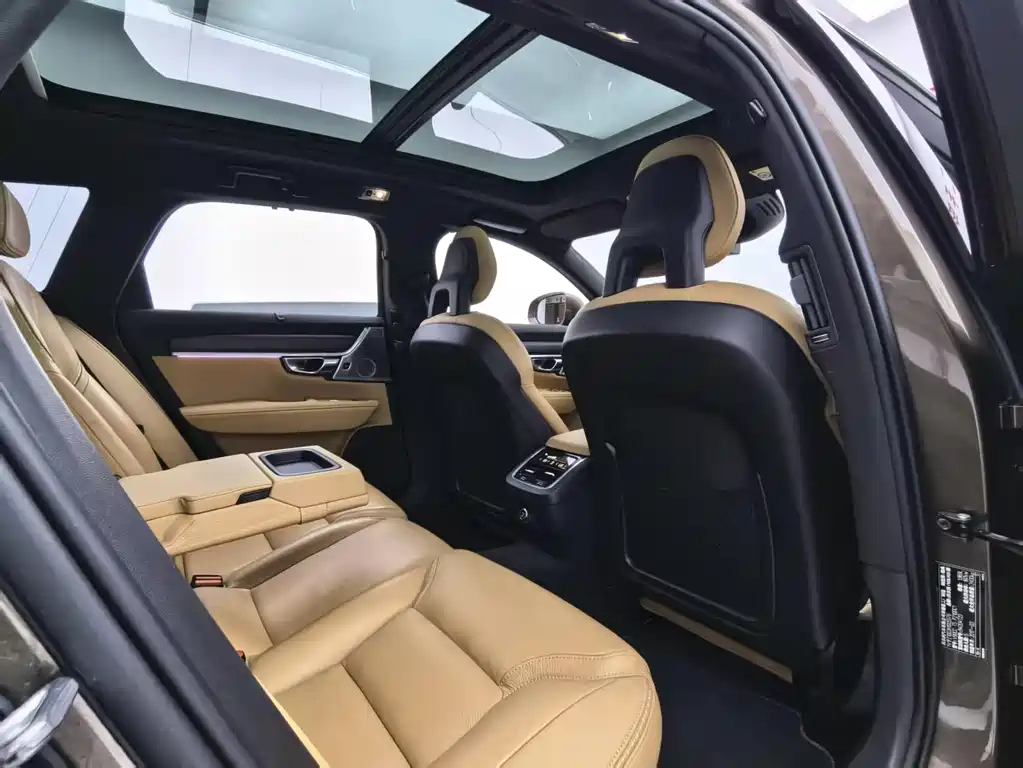 Volvo V90 2017 — фото 10
