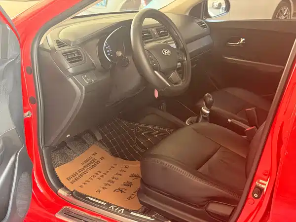 Kia K2 2015