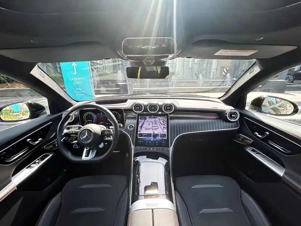 Mercedes-Benz GLC AMG 2025 — фото 15