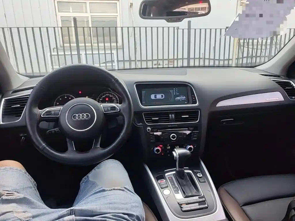 Audi Q5 2017 — фото 10