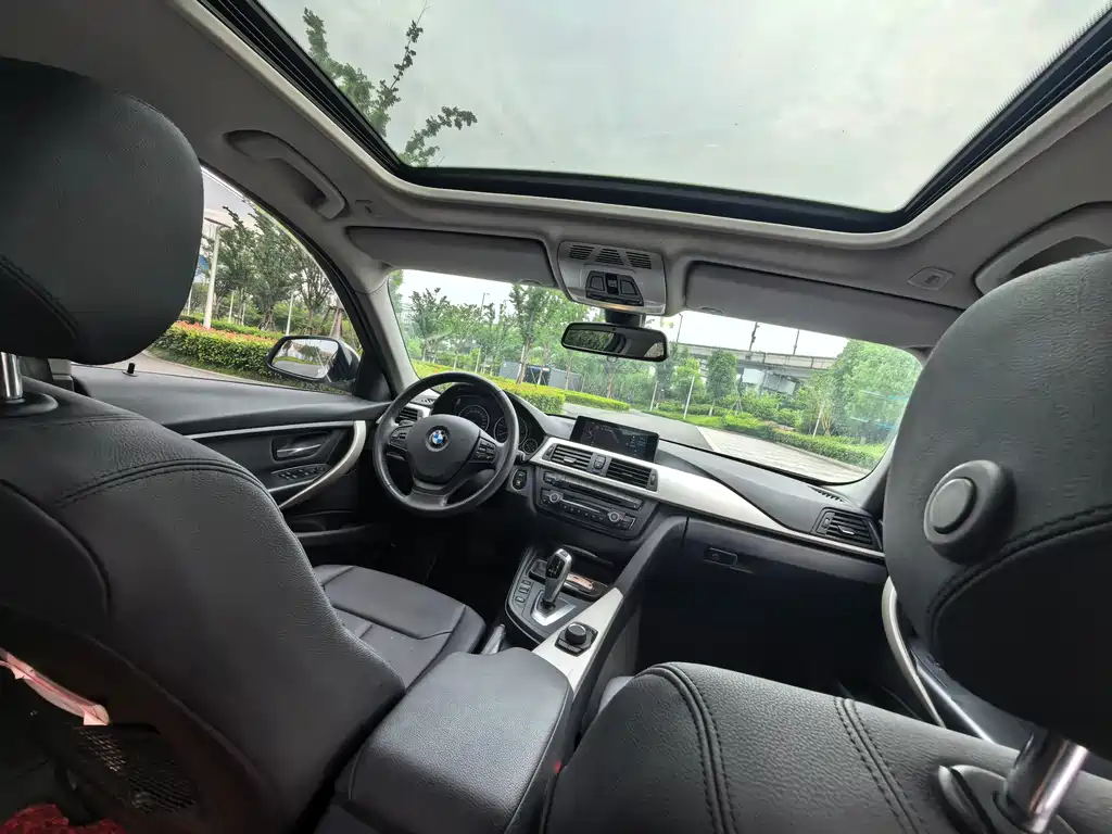 BMW 3 Series 2015 — фото 16