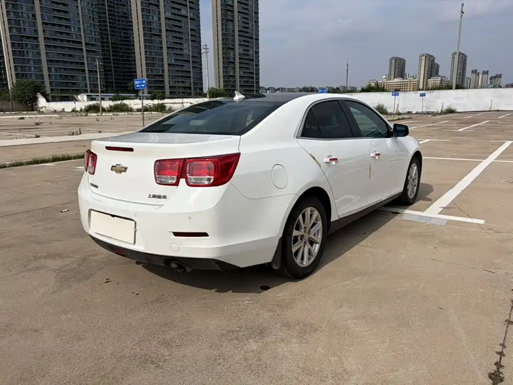 Chevrolet Malibu 2016 — фото 14