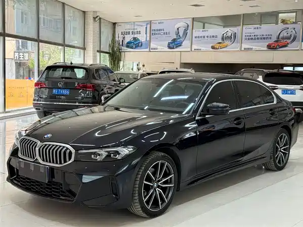 BMW 3 Series 2023