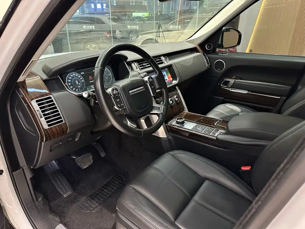 Land Rover Range Rover 2018 — фото 13