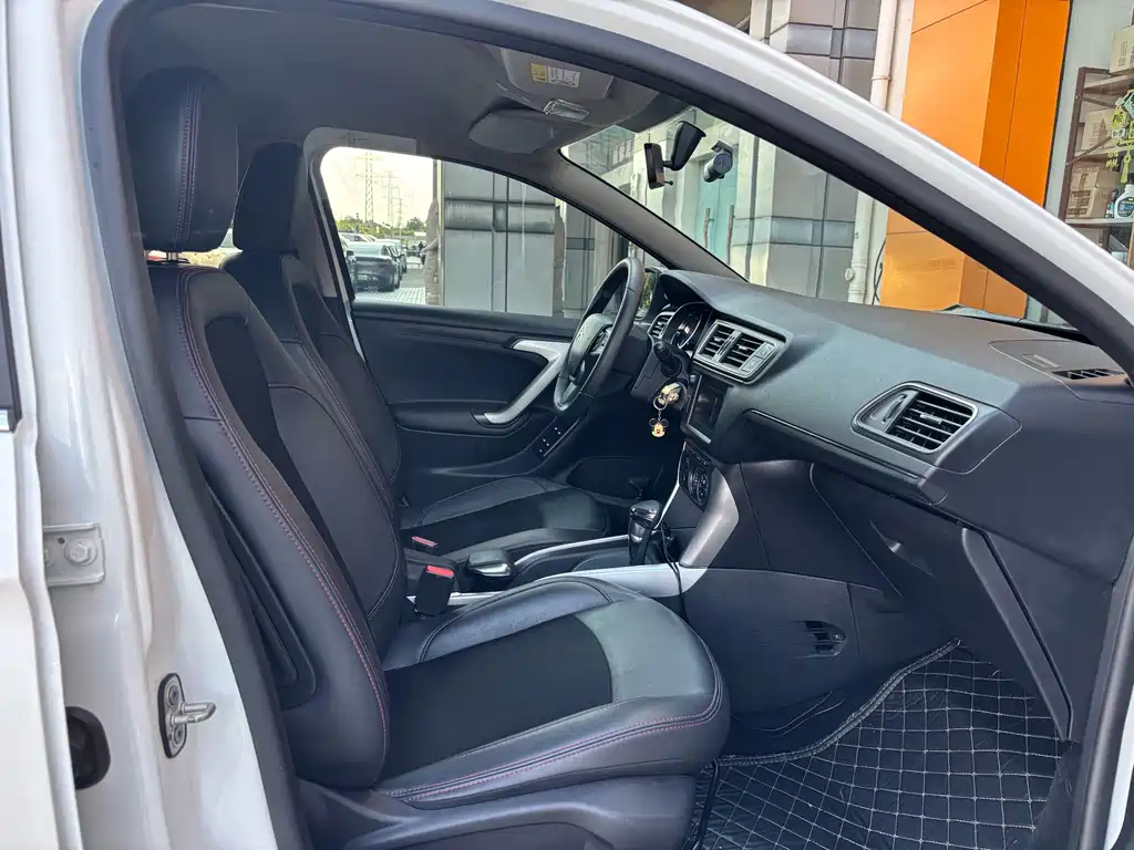 Citroen C3-XR 2015 — фото 11