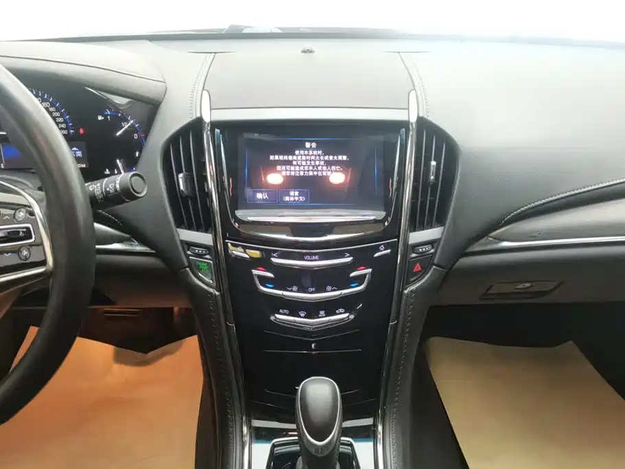 Cadillac ATS-L 2016 — фото 13