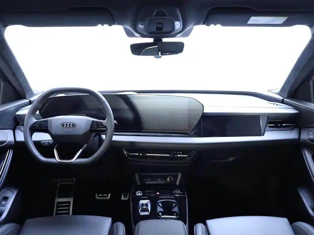 Audi Q6L e-tron 2025 — фото 14