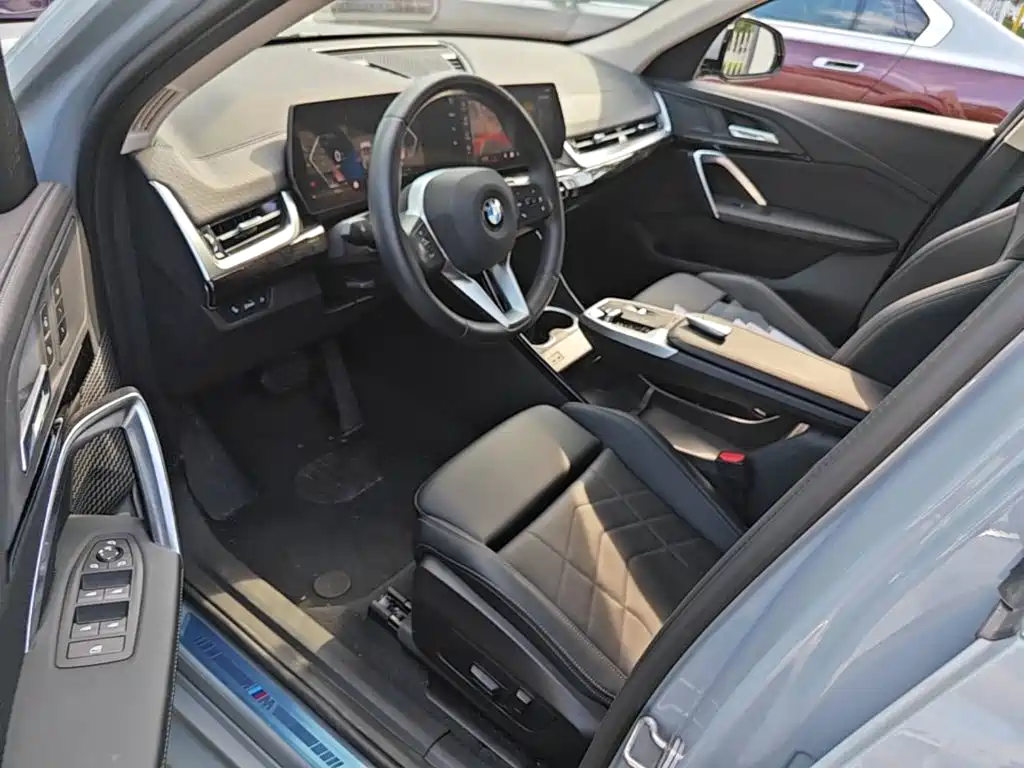 BMW X2 2025 — фото 20