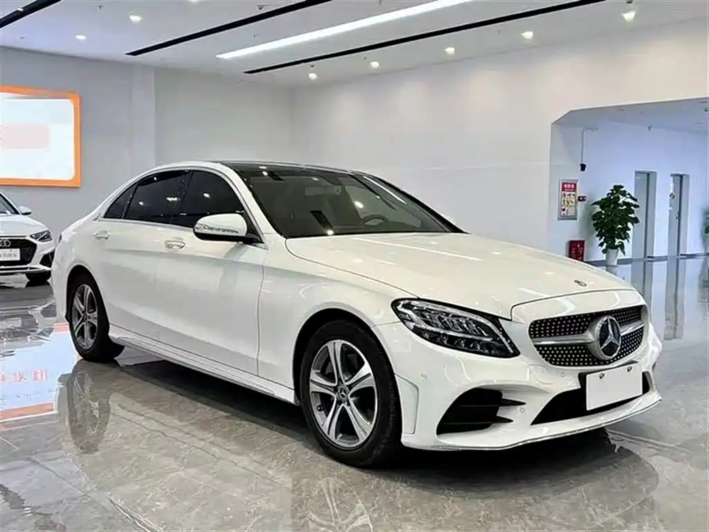 Mercedes-Benz C-Class 2019