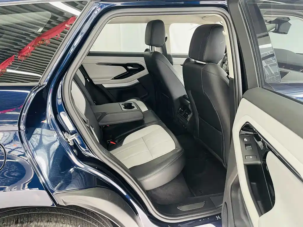 Land Rover Evoque 2020 — фото 11