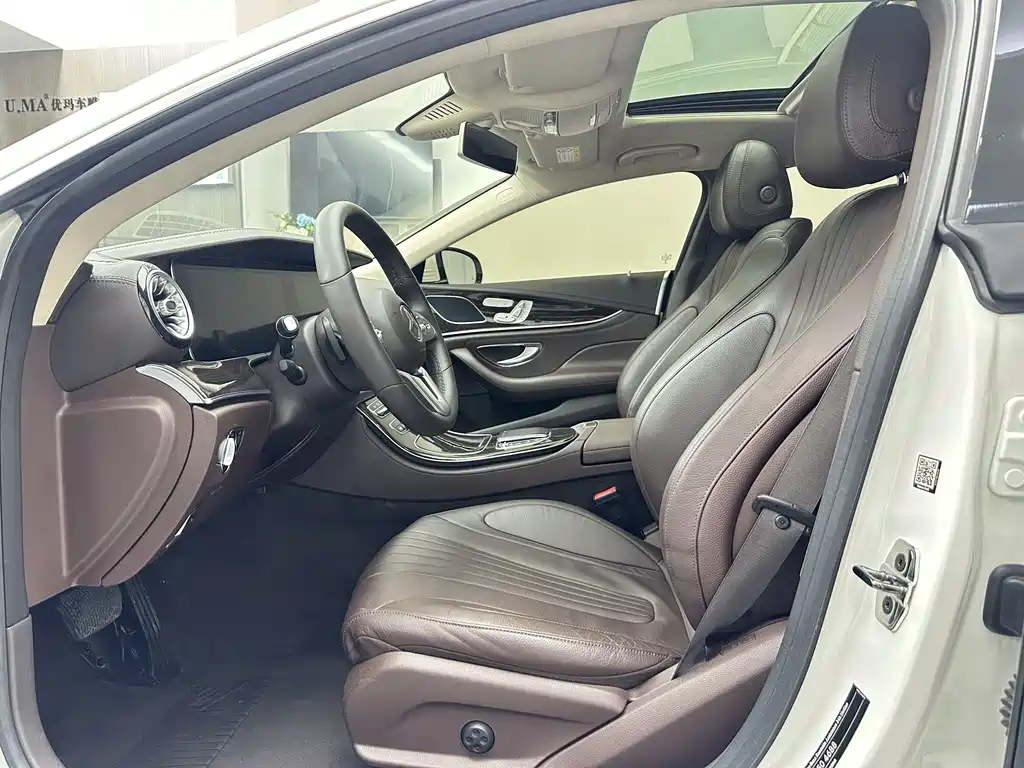Mercedes-Benz CLS 2020 — фото 12
