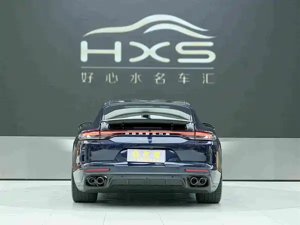 Porsche Panamera 2022
