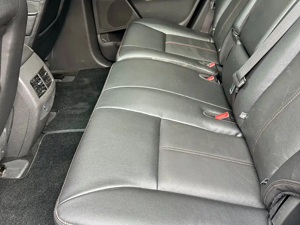 Ford Edge 2015 — фото 40