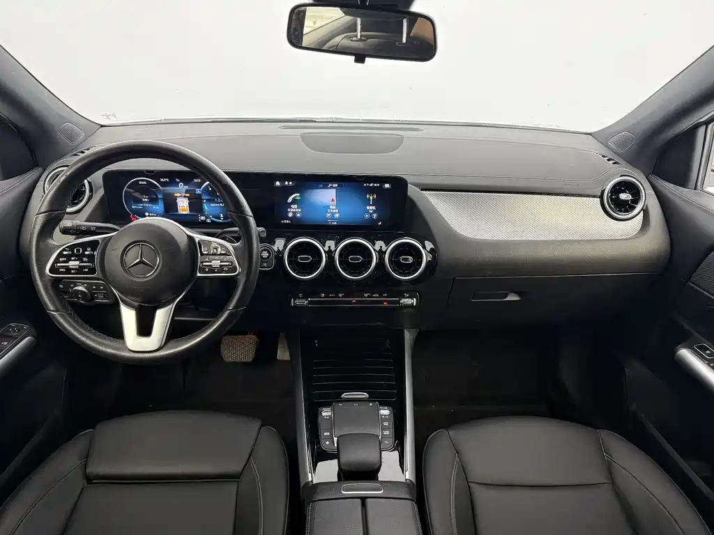 Mercedes-Benz GLA 2023 — фото 7