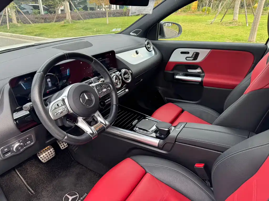 Mercedes-Benz GLA AMG 2021 — фото 10