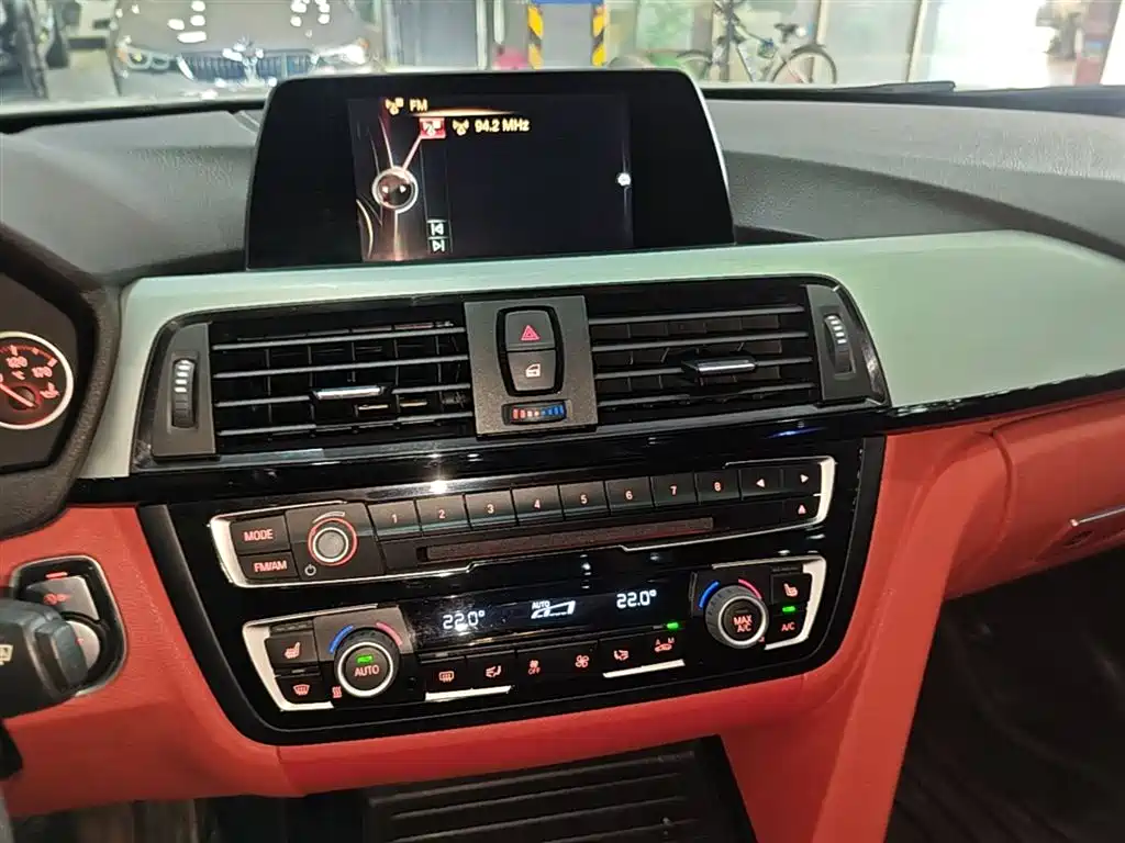 BMW 4 Series 2017 — фото 12