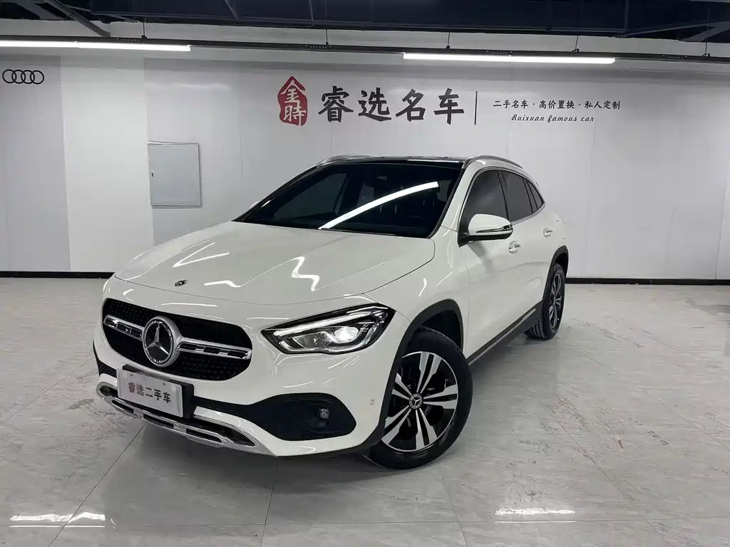 Mercedes-Benz GLA 2021 — фото 1