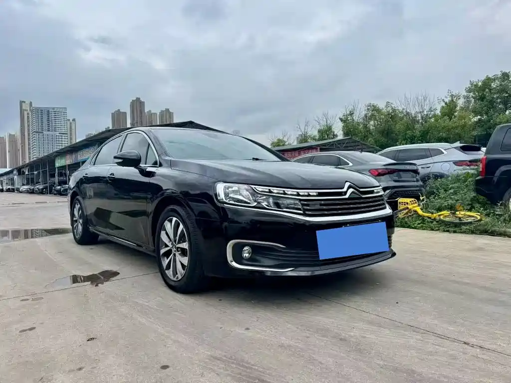 Citroën C6 2023 — фото 3