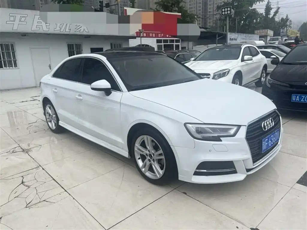 Audi A3 2019 — фото 3