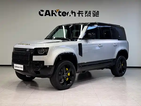 Land Rover Defender 2022