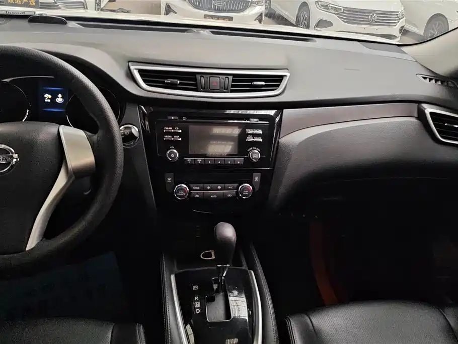 Nissan X-Trail 2016 — фото 13