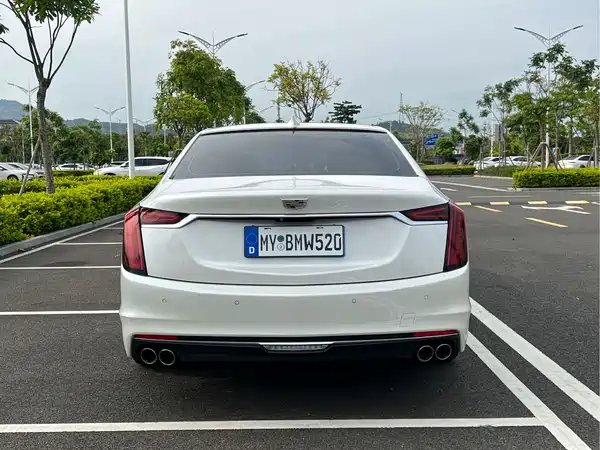 Cadillac CT6 2021