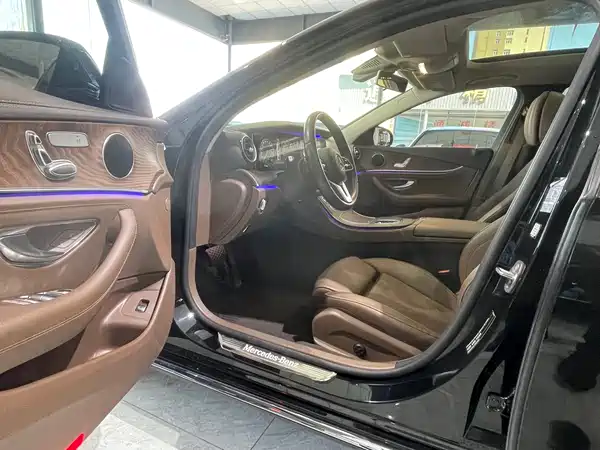 Mercedes-Benz E-Class 2020