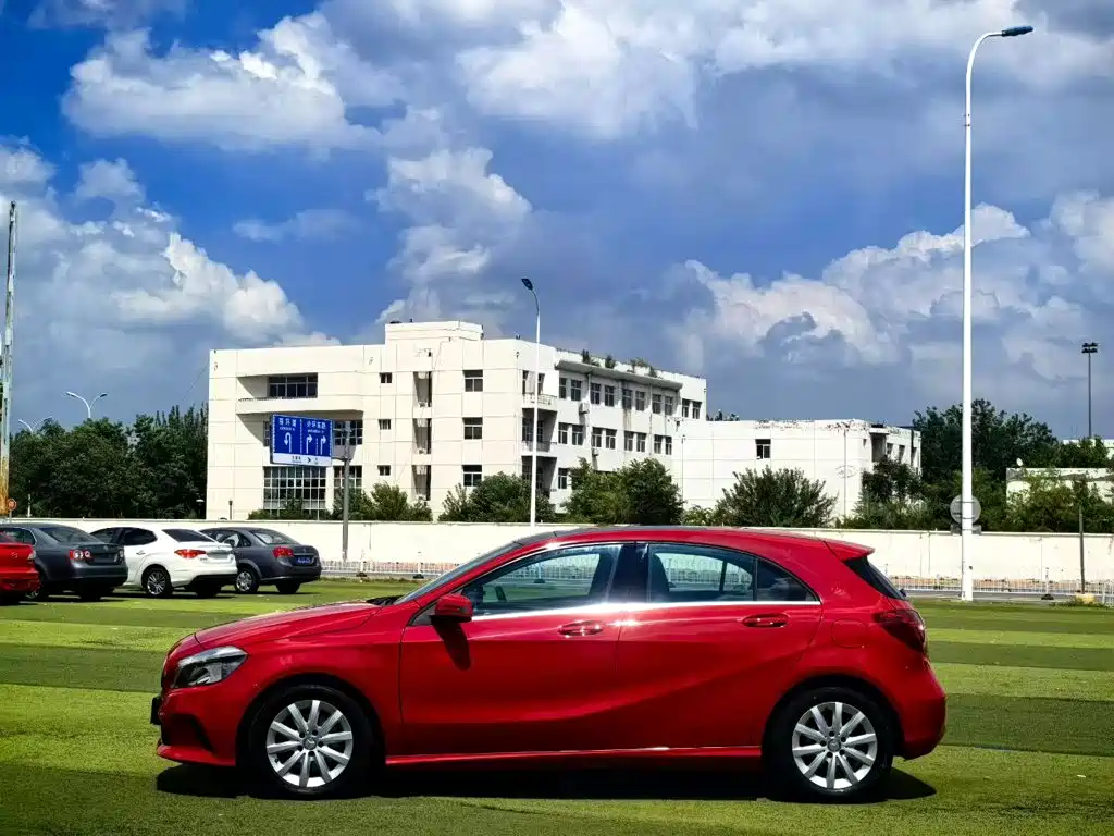 Mercedes-Benz A-Class 2016