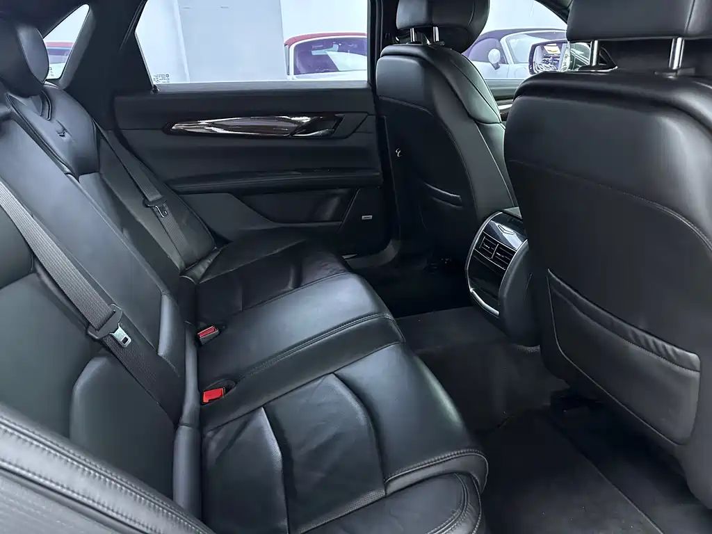 Cadillac CT6 2020 — фото 14
