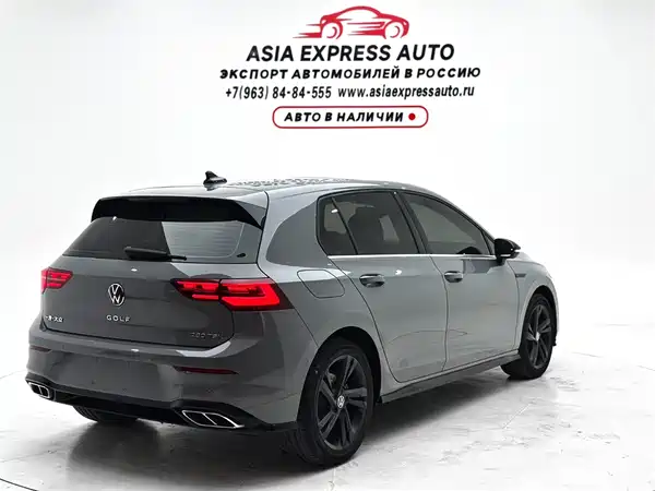 Volkswagen Golf 2021