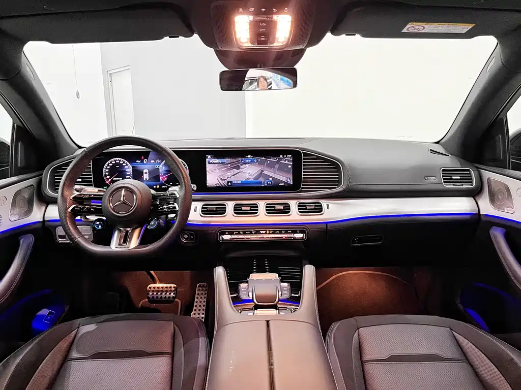 Mercedes-Benz GLE Coupe AMG 2025 — фото 12