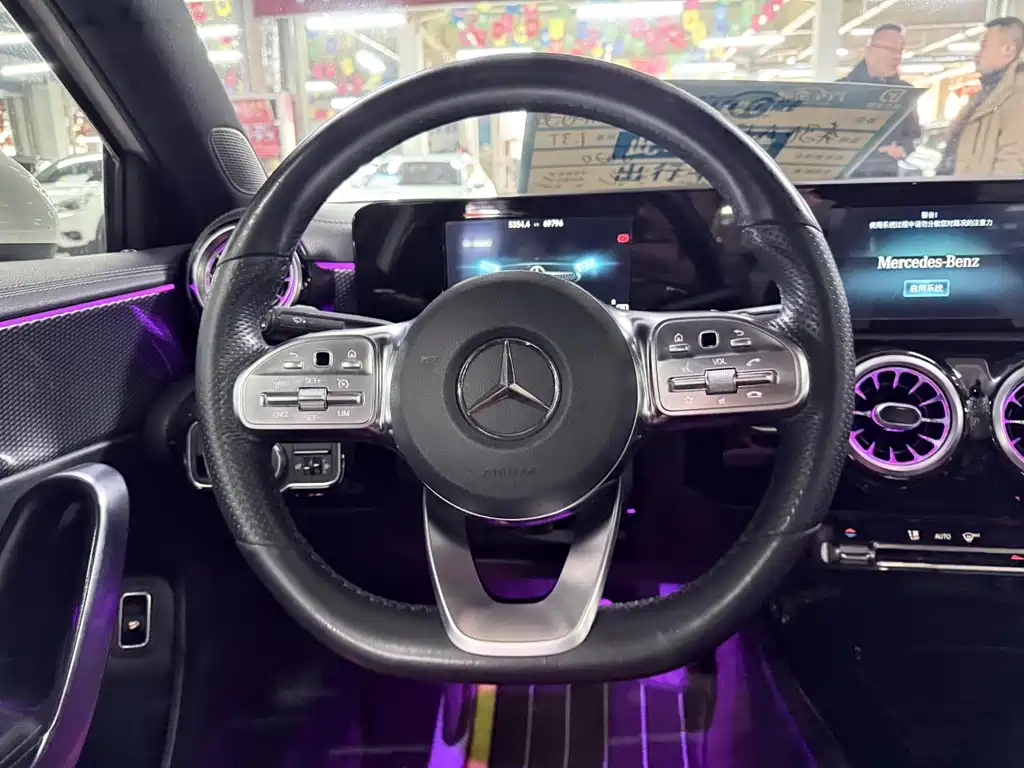 Mercedes-Benz A-Class 2020 — фото 16