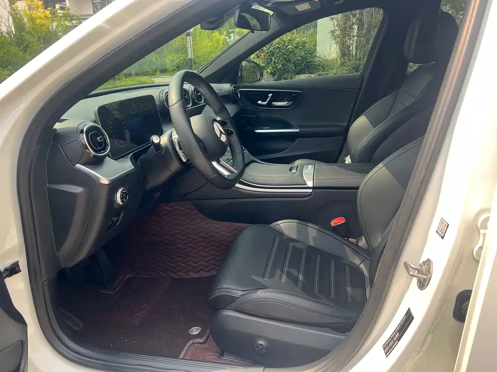 Mercedes-Benz C-Class 2022
