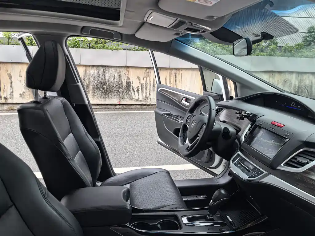 Honda Jade 2019 — фото 31