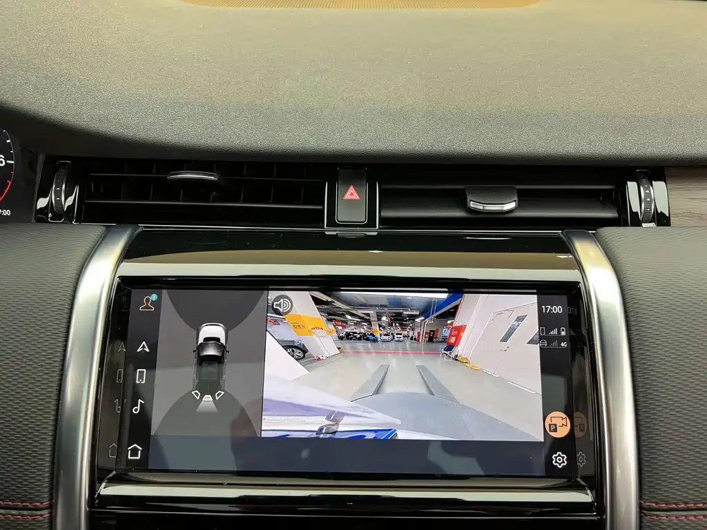 Land Rover Discovery Sport 2023 — фото 13