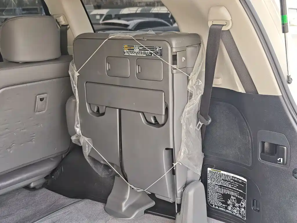 Toyota Land Cruiser 2011 — фото 17