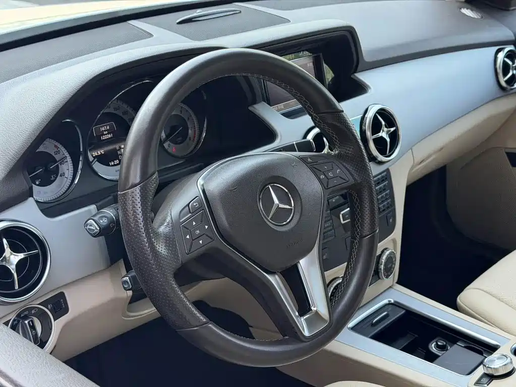Mercedes-Benz GLK-Class 2013 — фото 9