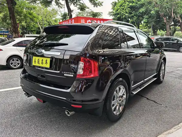 Ford Edge 2012