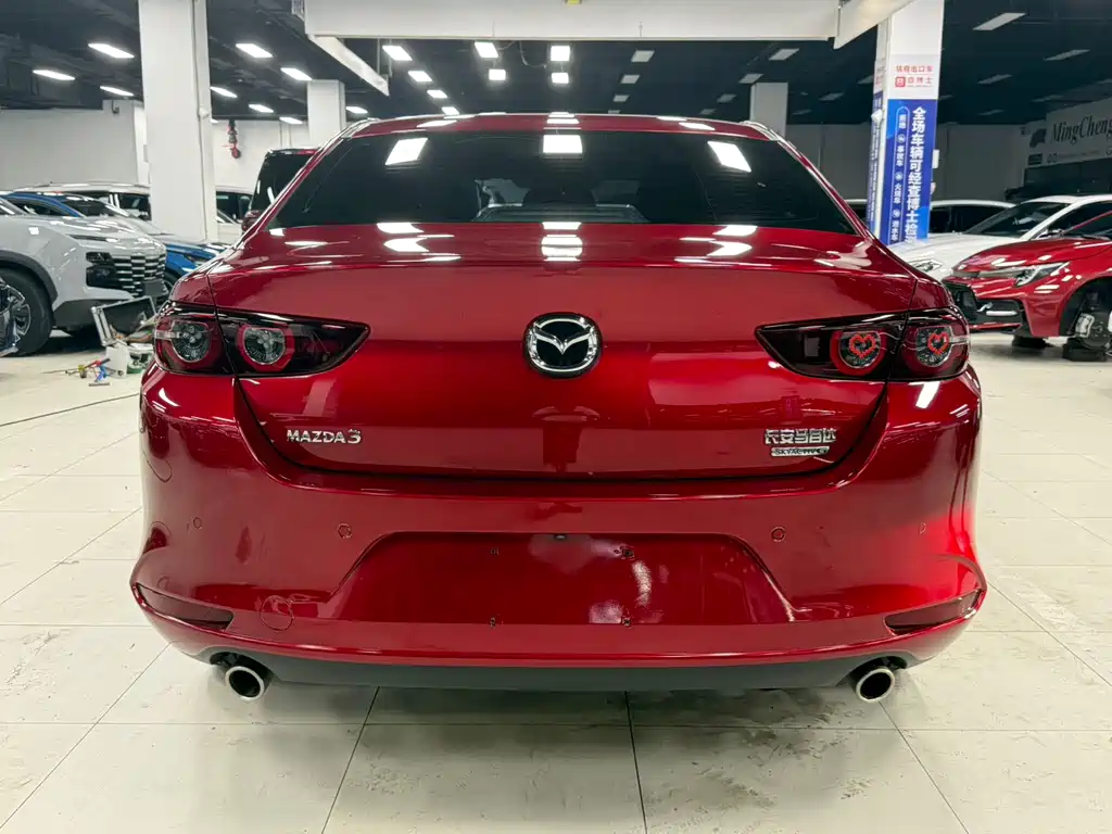 Mazda 3 Axela 2022