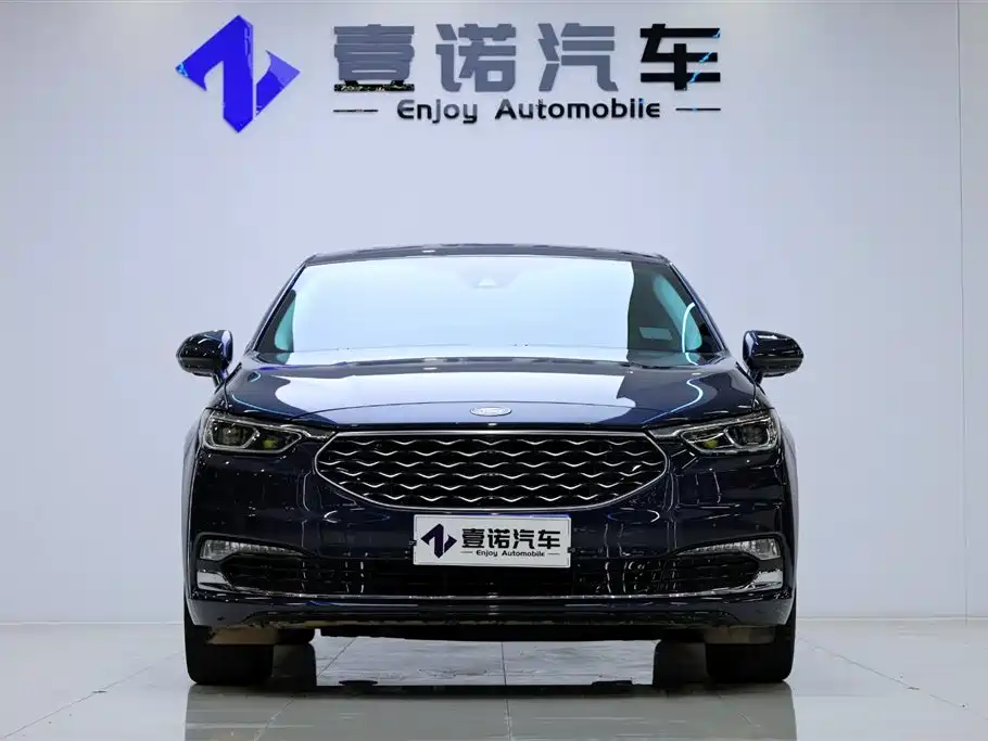 Ford Taurus 2022 — фото 2