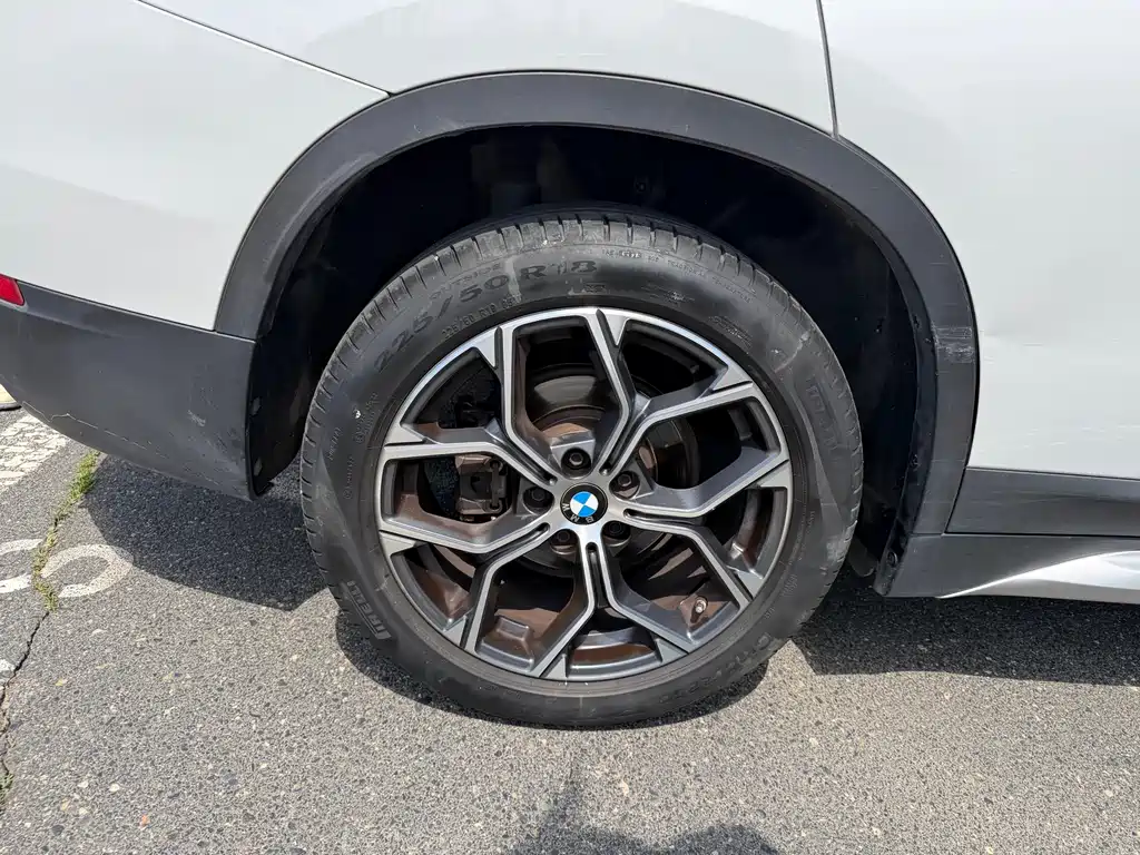 BMW X1 2022 — фото 14