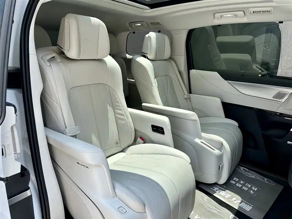 Buick GL8 Hybrid 2025 — фото 12