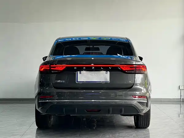 Geely Emgrand 2026
